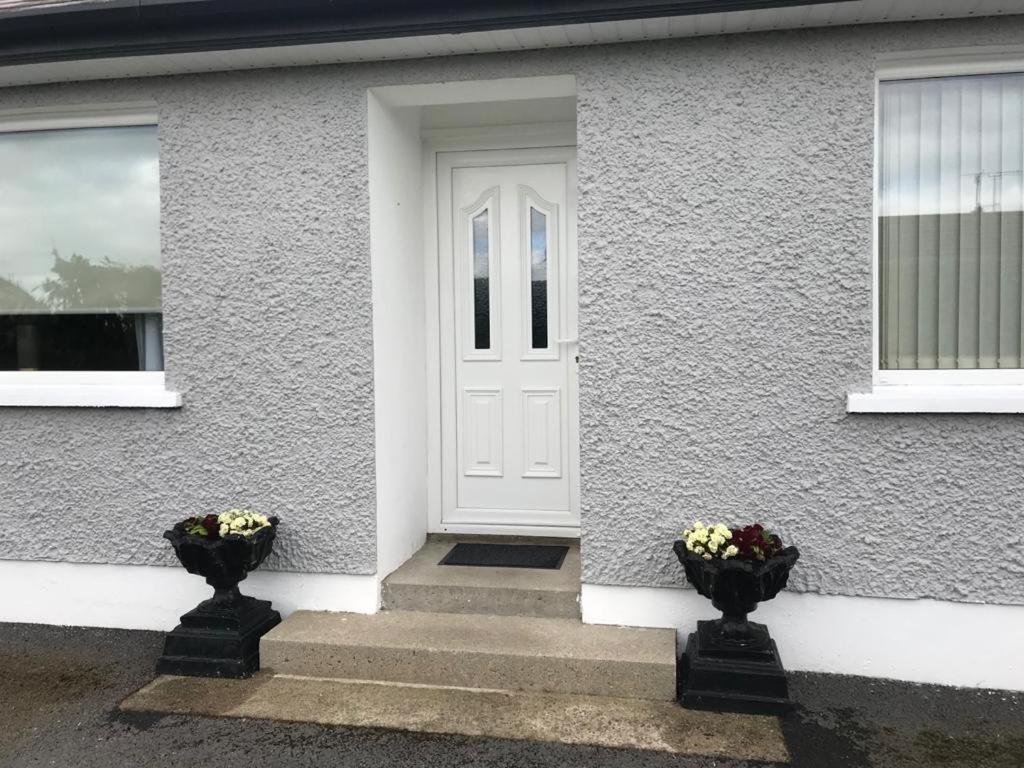 Kilkeel Bungalow - the PERFECT place to stay Buitenkant foto
