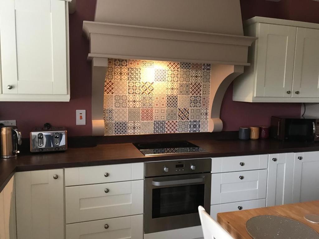 Kilkeel Bungalow - the PERFECT place to stay Buitenkant foto