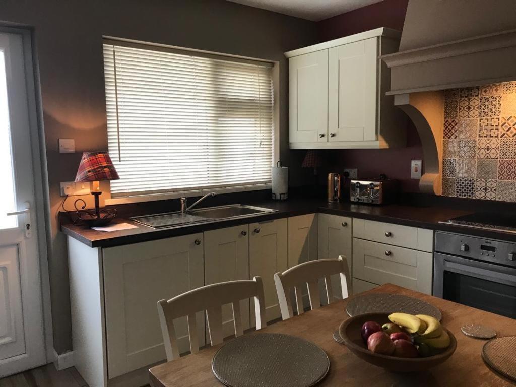 Kilkeel Bungalow - the PERFECT place to stay Buitenkant foto
